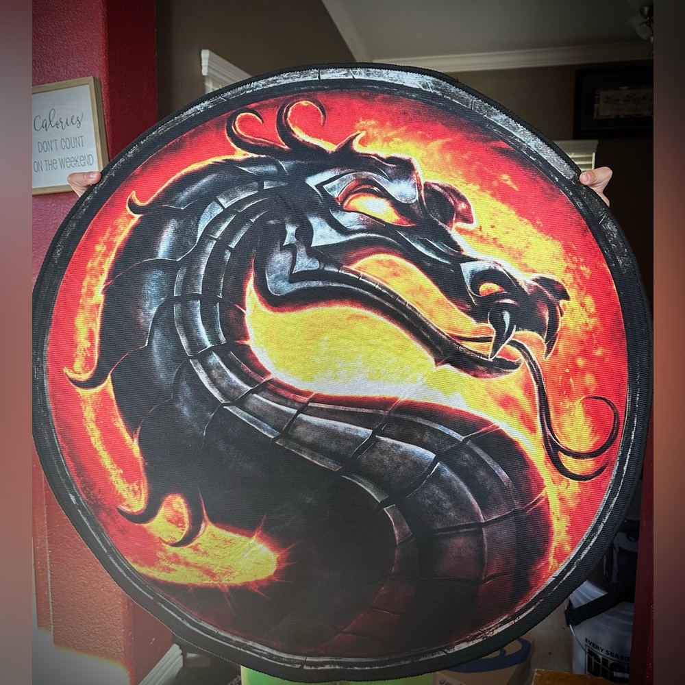 Mortal Combat thin decorative rug & aluminum wall sign.
